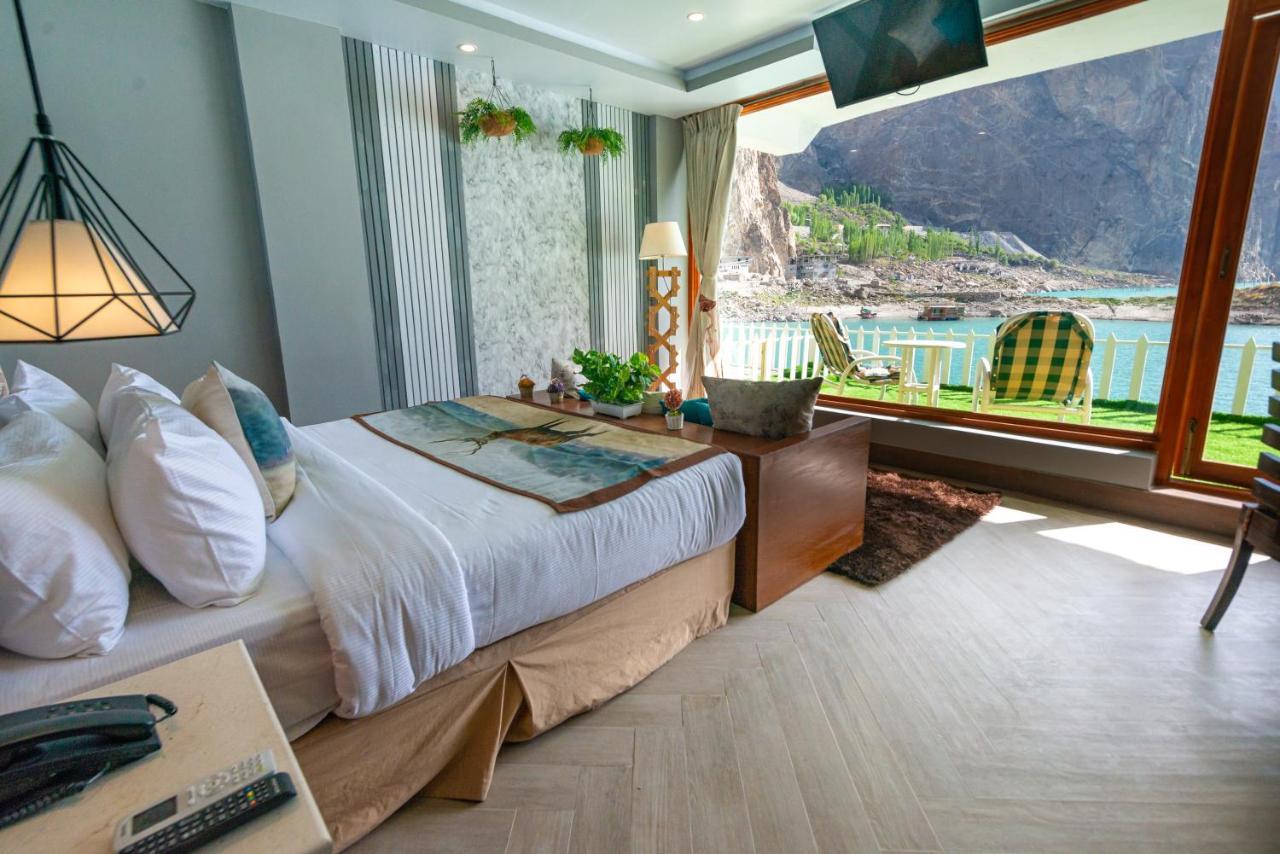Karimabad  Luxus Hunza Attabad Lake Resort מראה חיצוני תמונה