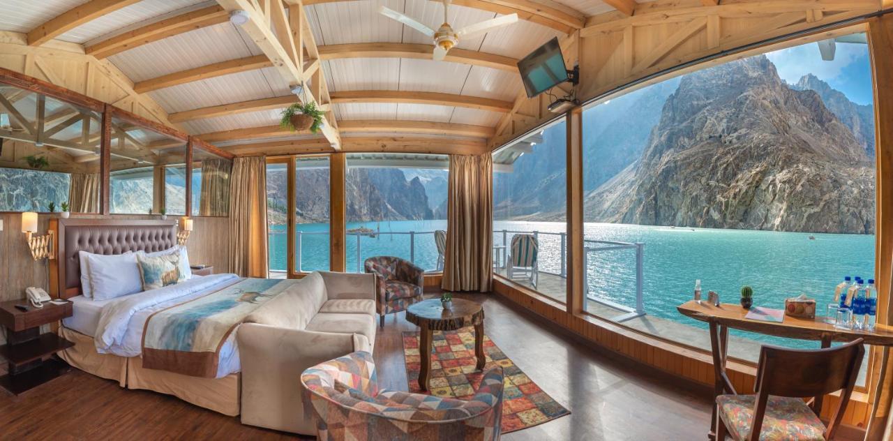 Karimabad  Luxus Hunza Attabad Lake Resort מראה חיצוני תמונה
